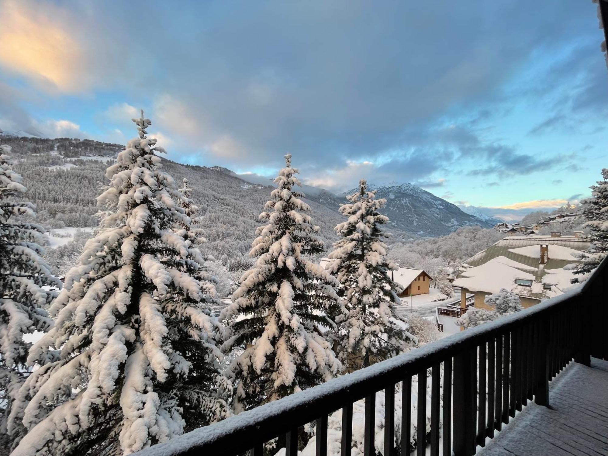 Serre Chevalier Studio 30 M2 Coin Montagne A 8 Minutes Des Pistes Saint-Chaffrey Zewnętrze zdjęcie